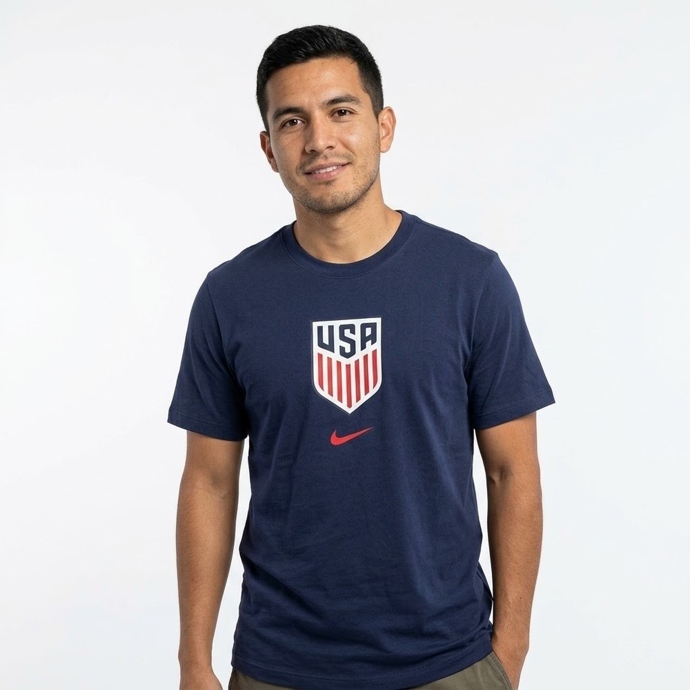 Nike USMNT Soccer T-Shirt Mens Medium Navy Blue NWT IH2194-410 USA Crest